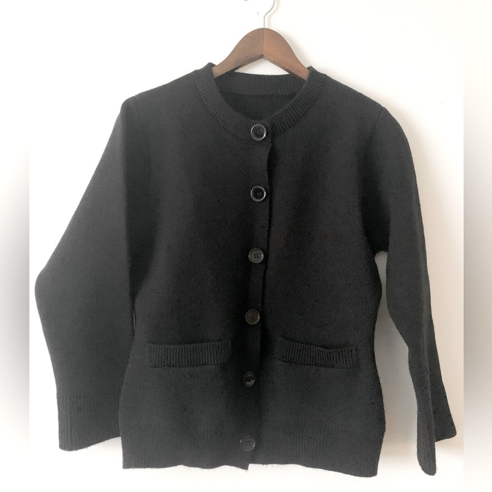NWOT Front Pocket Cardigan
